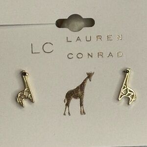 LC Lauren Conrad Gold Tone Giraffe Stud Earrings .5in approx